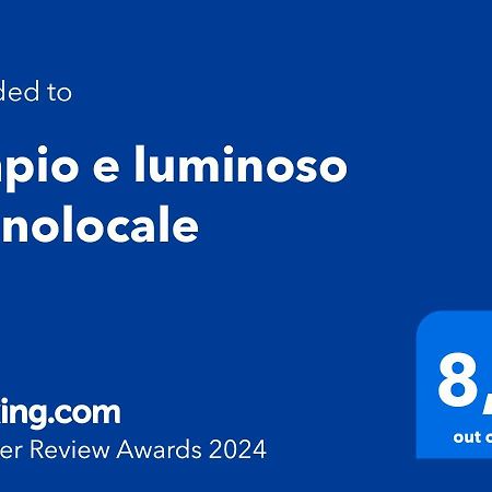 ペルージャAmpio E Luminoso Monolocaleアパートメント エクステリア 写真